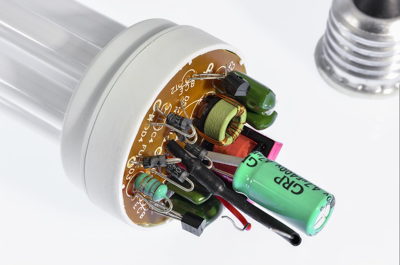 Półprzewodnikowe kondensatory ceramiczne (10uf mkp)
